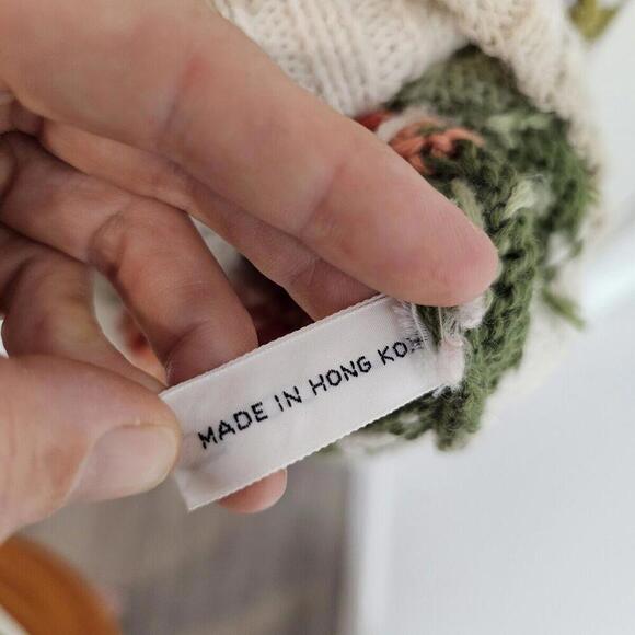 Vintage Cream Floral Chunky Hand Knit All Over Pattern Sweater Cottage Core M - Picture 4 of 6